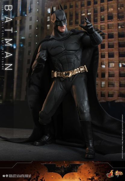 Коллекционная фигурка 1/6 Hot Toys Batman / Хот Тойс Бэтмэн MMS595 MMS595 фото