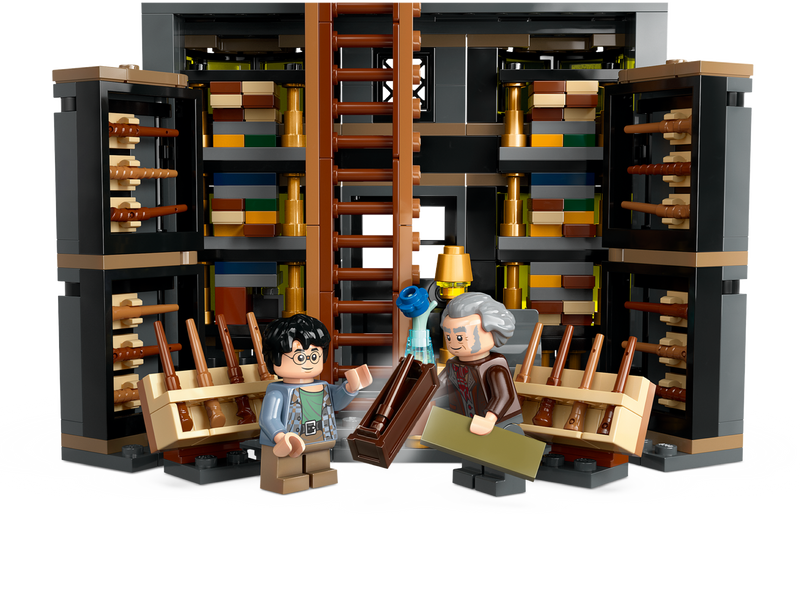 Конструктор LEGO Harry Potter Крамниці Олівандера й мантій від Мадам Малкін (76439) 76439 фото