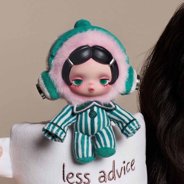 Плюшевый брелок Pop Mart SKULLPANDA Off Mode Series Plush Doll Pendant / Поп Март Скуллпанда popskull10 фото