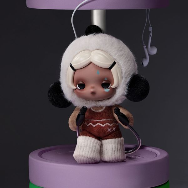Плюшевый брелок Pop Mart SKULLPANDA Off Mode Series Plush Doll Pendant / Поп Март Скуллпанда popskull10 фото